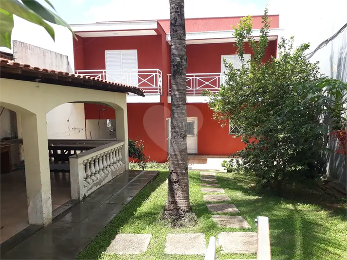Casa com 3 quartos para alugar em Vila Mazzei – SP