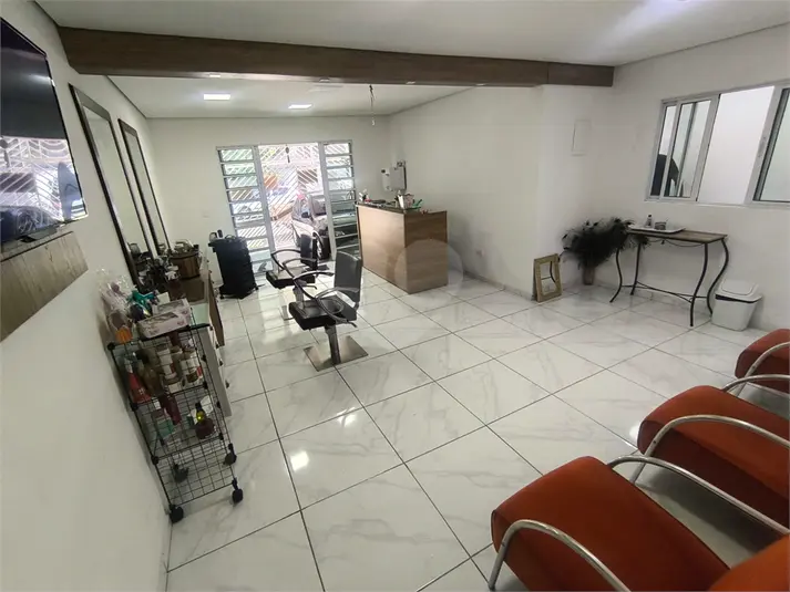 Sobrado com 2 quartos à venda ou para alugar em Campo Limpo – SP