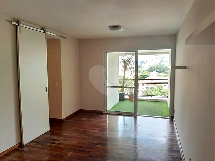 Apartamento com 2 quartos para alugar em Pinheiros – SP