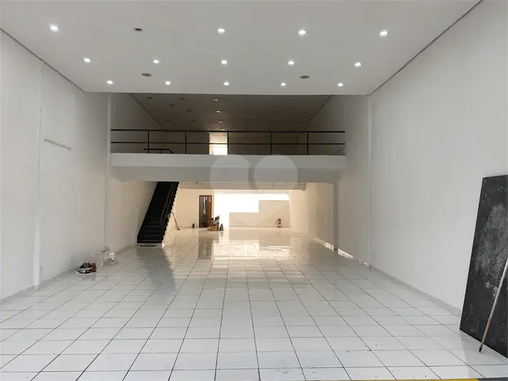 Salão Comercial para alugar em Parque São Lucas – SP
