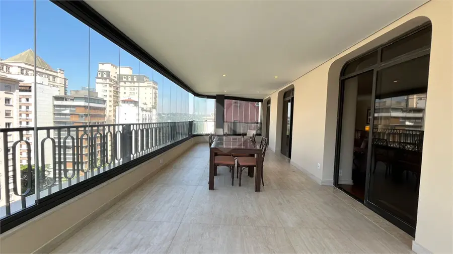Apartamento com 4 quartos à venda em Itaim Bibi – SP