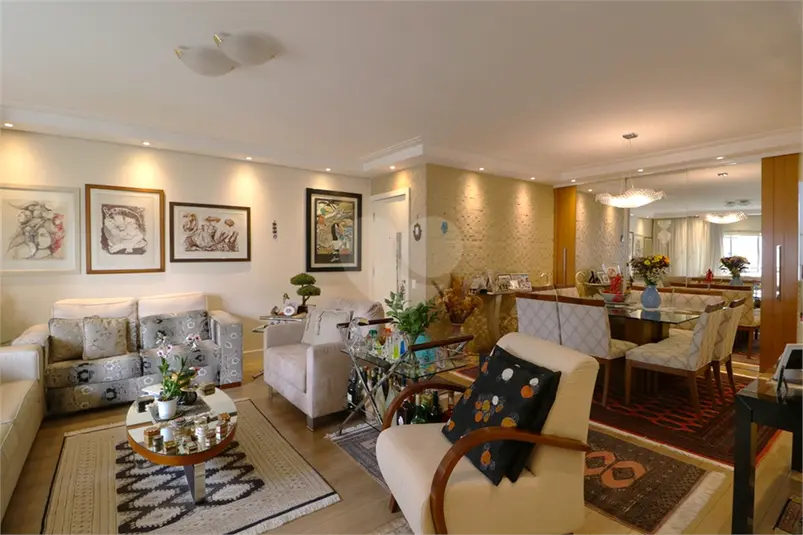 Apartamento com 4 quartos à venda em Moema – SP