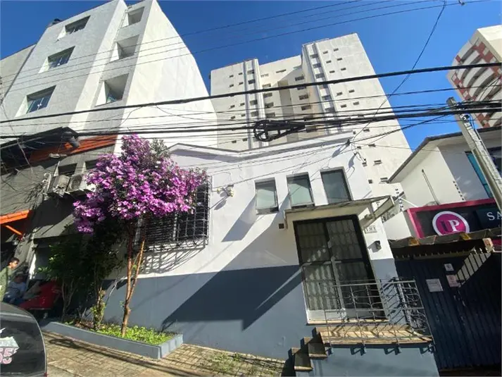 Casa com 4 quartos à venda ou para alugar em Perdizes – SP