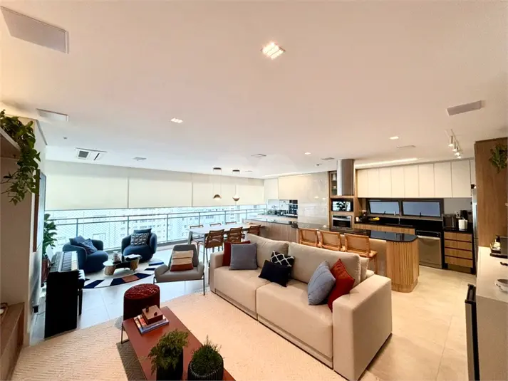 Apartamento com 3 quartos à venda em Moema – SP