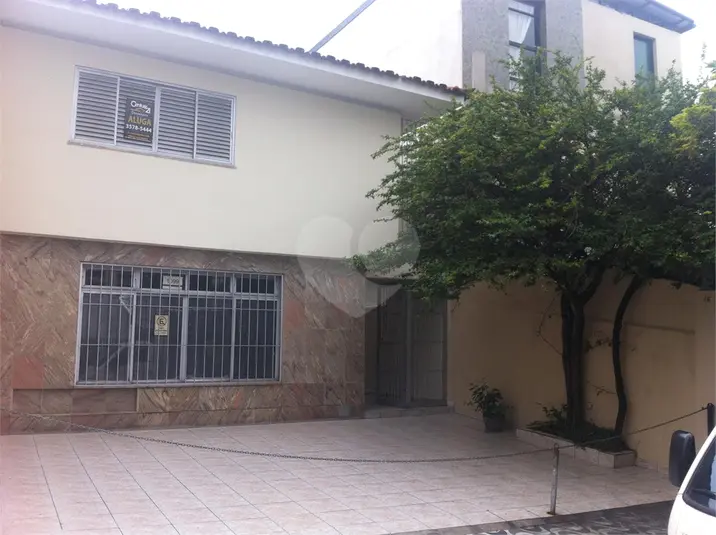Sobrado com 4 quartos à venda em Moema – SP