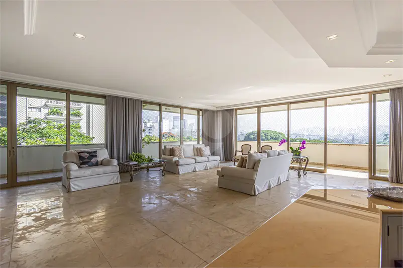 Apartamento com 4 quartos à venda em Vila Nova Conceição – SP