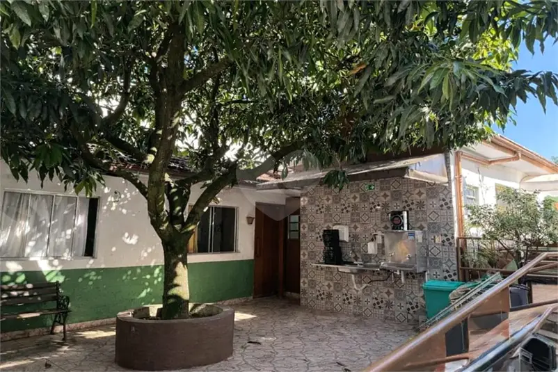 Casa térrea com 10 quartos à venda ou para alugar em Água Fria – SP