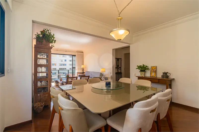 Apartamento com 3 quartos à venda em Moema – SP