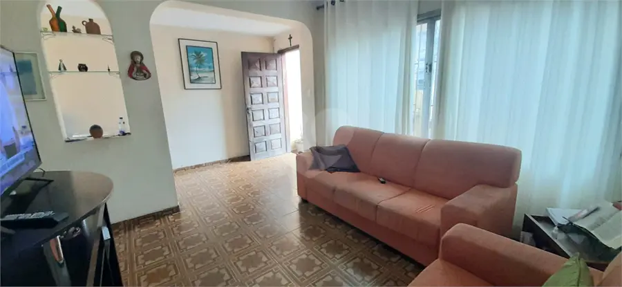 Sobrado com 2 quartos à venda em Tremembé – SP
