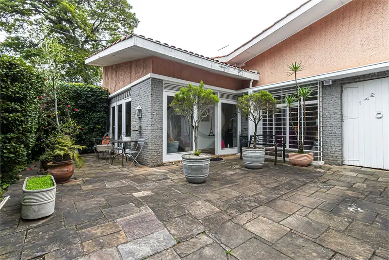 Casa com 3 quartos à venda em Jardim Europa – SP