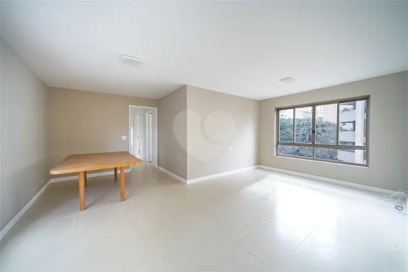 Apartamento com 3 quartos à venda ou para alugar em Paraíso – SP
