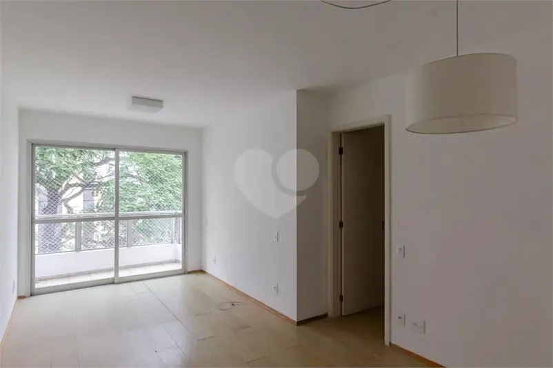 Apartamento com 2 quartos à venda em Moema – SP
