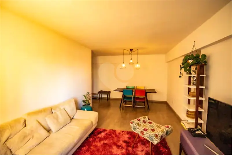 Apartamento com 2 quartos para alugar em Vila Madalena – SP