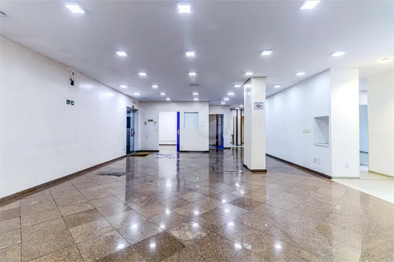 Salas à venda ou para alugar em Bela Vista – SP