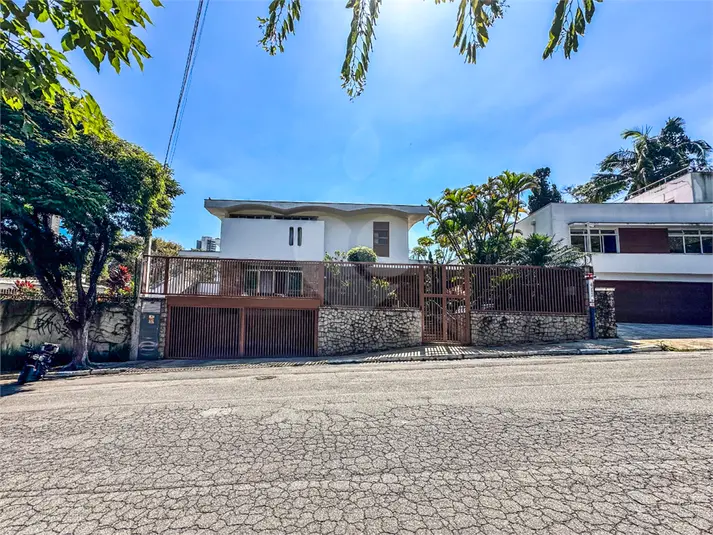 Sobrado com 5 quartos à venda em Pinheiros – SP