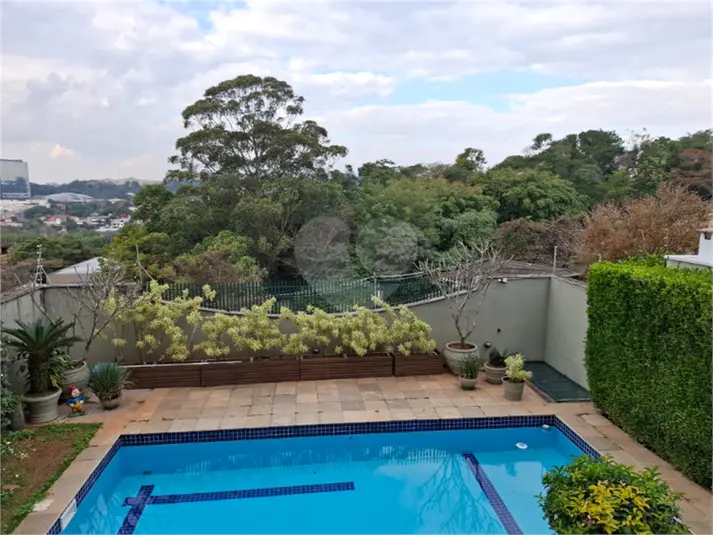 Sobrado com 4 quartos à venda em Morumbi – SP