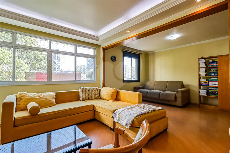 Apartamento com 3 quartos à venda ou para alugar em Moema – SP