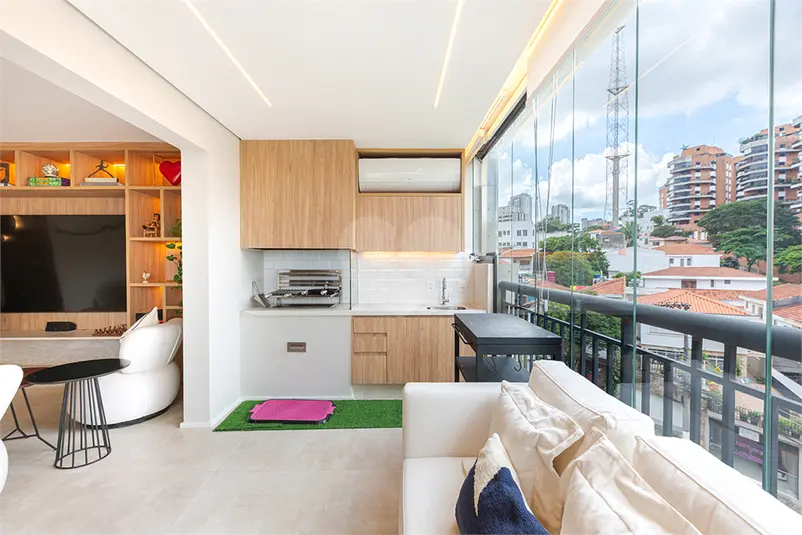 Apartamento com 3 quartos à venda em Alto de Pinheiros – SP