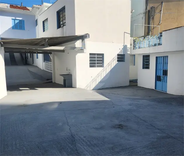 Casa com 5 quartos para alugar em Vila Ipojuca – SP