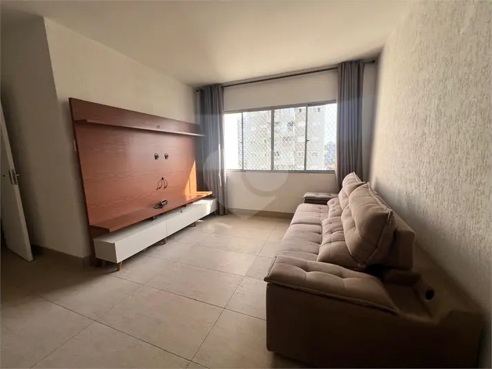 Apartamento com 3 quartos para alugar em Vila Mascote – SP