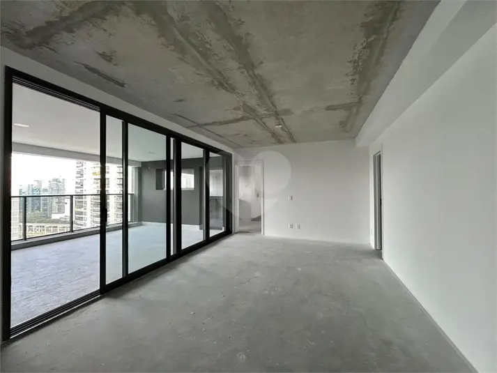 Apartamento com 3 quartos à venda em Panamby – SP