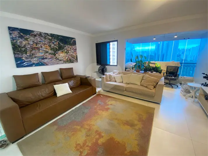 Apartamento com 3 quartos para alugar em Vila Clementino – SP