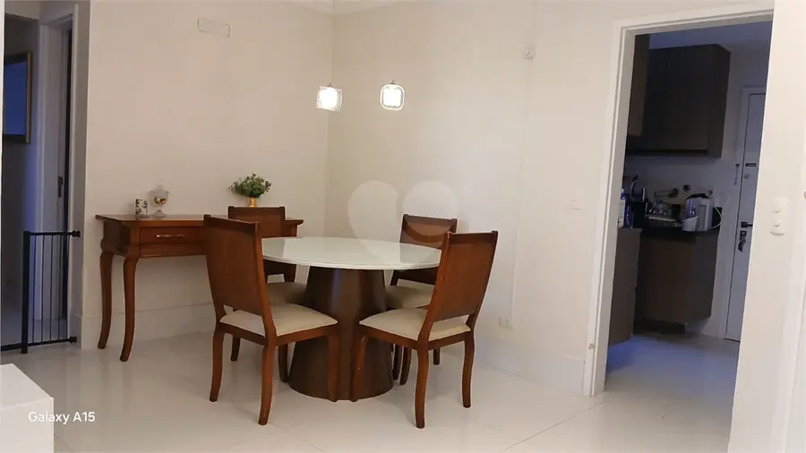 Apartamento com 3 quartos para alugar em Tatuapé – SP