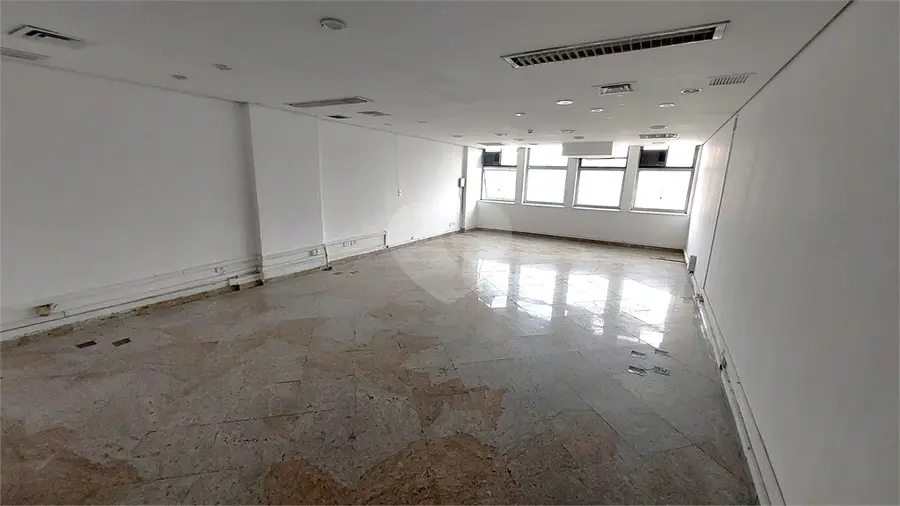 Salas à venda ou para alugar em Consolação – SP