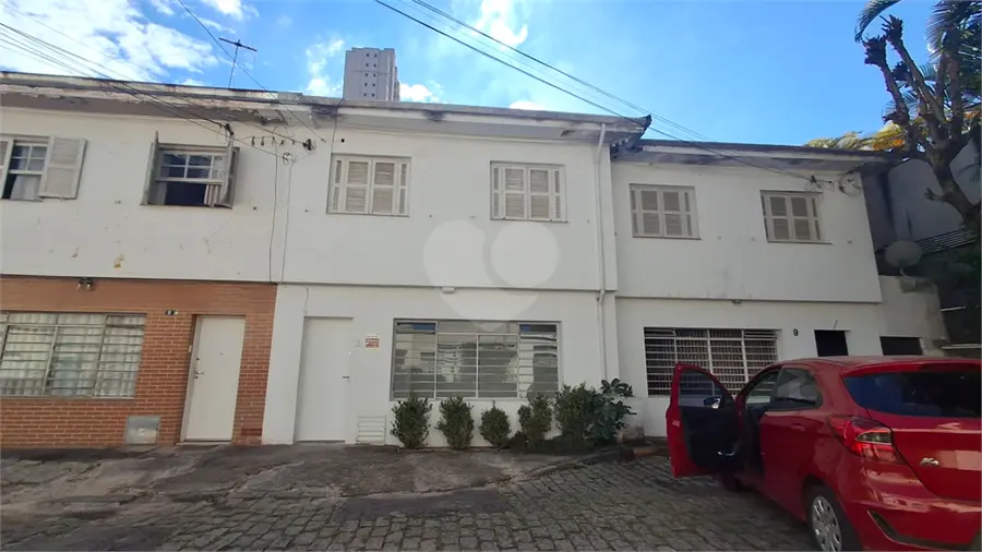 Casa de vila com 2 quartos para alugar em Vila Olímpia – SP