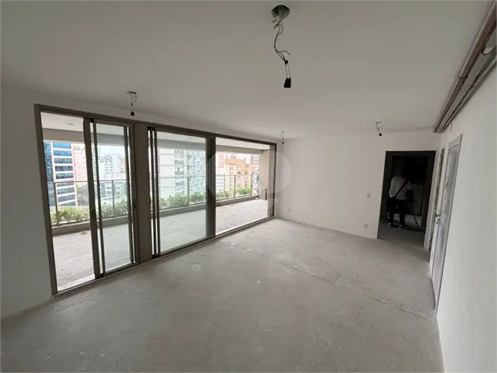 Apartamento com 3 quartos à venda em Moema – SP