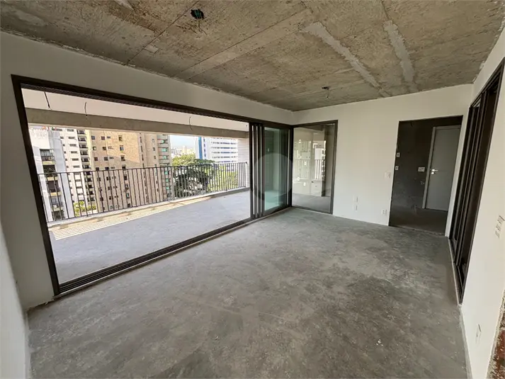 Apartamento com 3 quartos à venda em Moema – SP