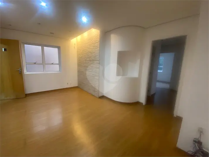 Salão Comercial para alugar em Alto de Pinheiros – SP