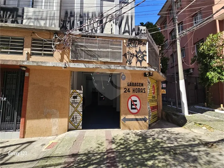 Loja à venda ou para alugar em Bela Vista – SP