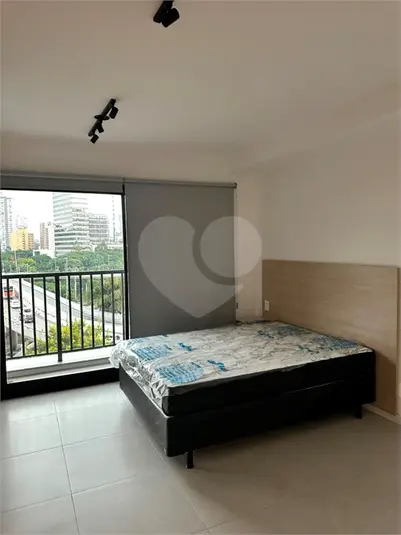 Studio com 1 quarto para alugar em Pinheiros – SP