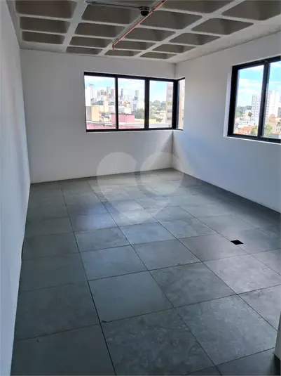 Salas à venda ou para alugar em Lapa – SP