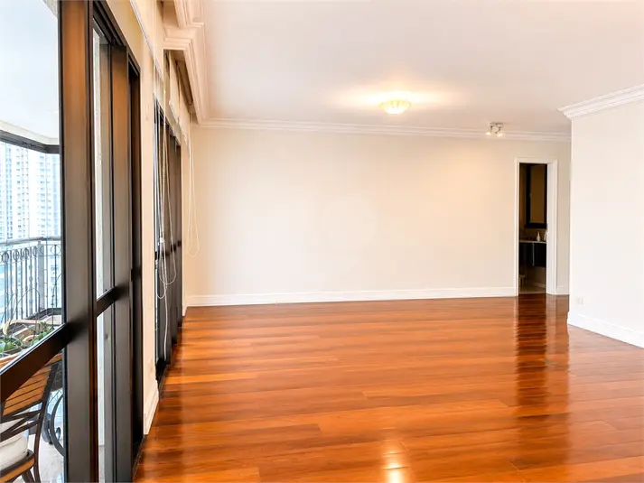 Apartamento com 3 quartos à venda em Campo Belo – SP