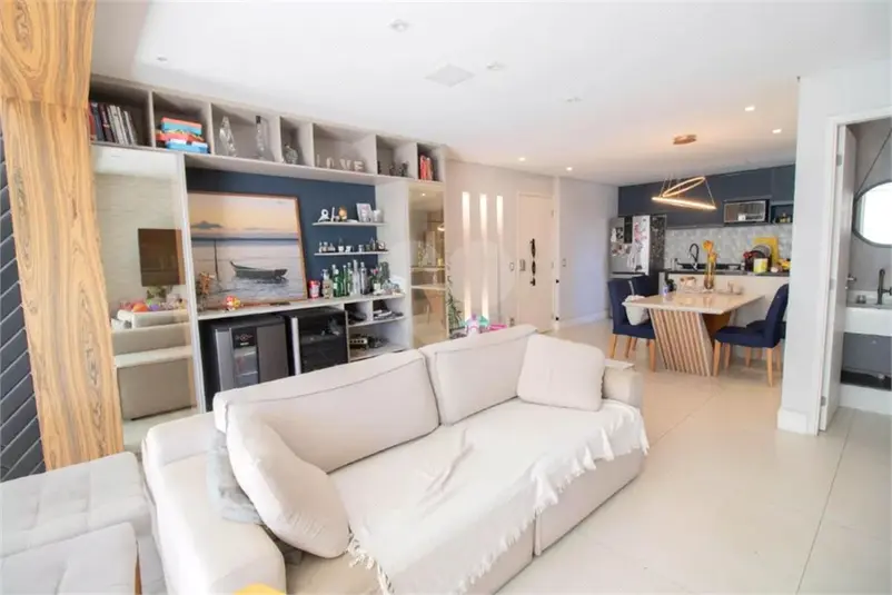 Apartamento com 3 quartos para alugar em Água Branca – SP