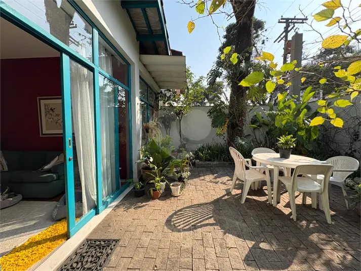 Casa térrea com 3 quartos à venda em Butantã – SP