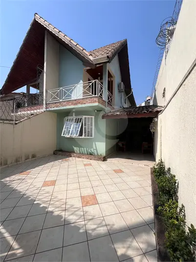 Sobrado com 4 quartos à venda ou para alugar em Campo Limpo – SP