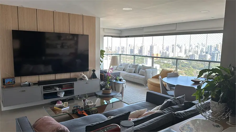 Apartamento com 2 quartos à venda ou para alugar em Vila Olímpia – SP