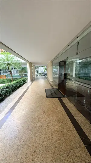 Apartamento com 3 quartos para alugar em Vila Nova Conceição – SP