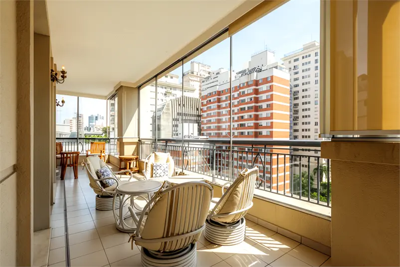 Apartamento com 3 quartos à venda ou para alugar em Jardim Paulista – SP