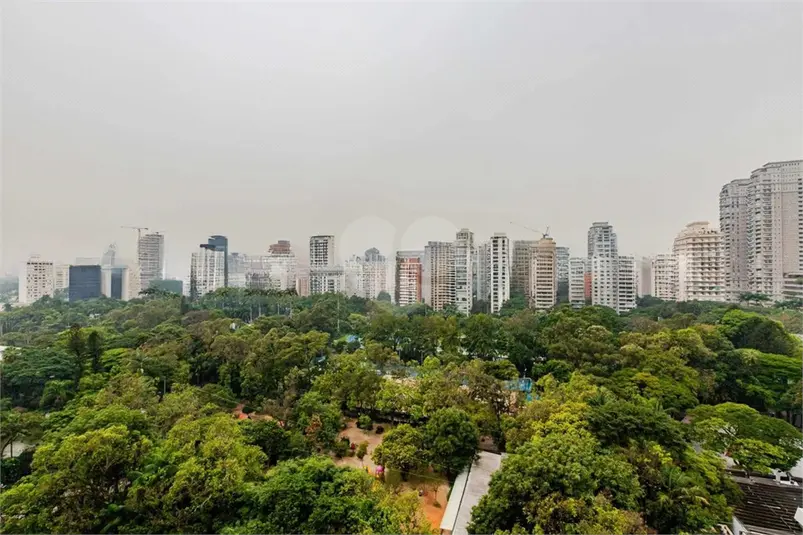 Apartamento com 3 quartos à venda em Jardim Europa – SP