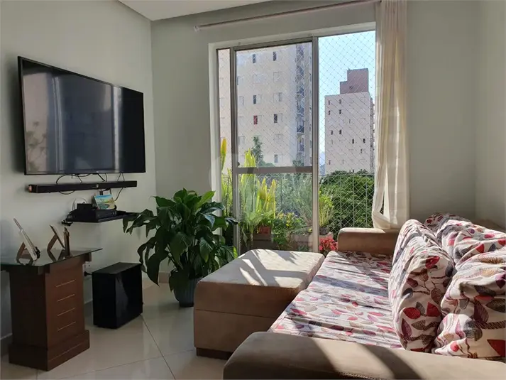 Apartamento com 2 quartos à venda em Campo Limpo – SP