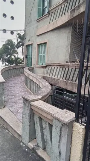 Prédio inteiro à venda em Santana – SP