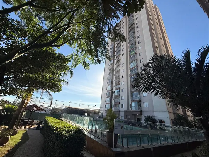 Apartamento com 3 quartos para alugar em Vila Guilherme – SP