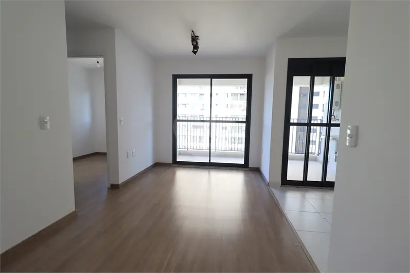 Apartamento com 3 quartos à venda em Vila Anastácio – SP