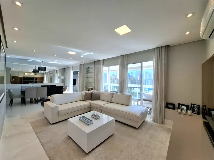 Apartamento com 3 quartos à venda em Panamby – SP