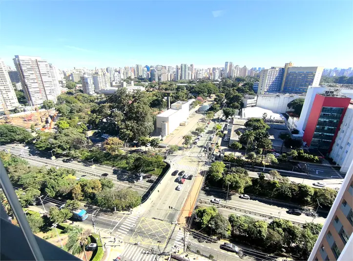Apartamento com 1 quarto para alugar em Ibirapuera – SP