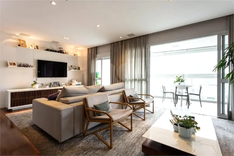 Apartamento com 3 quartos à venda em Vila Olímpia – SP